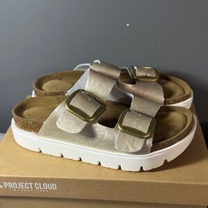 Women's Platform Sandals - light Gold